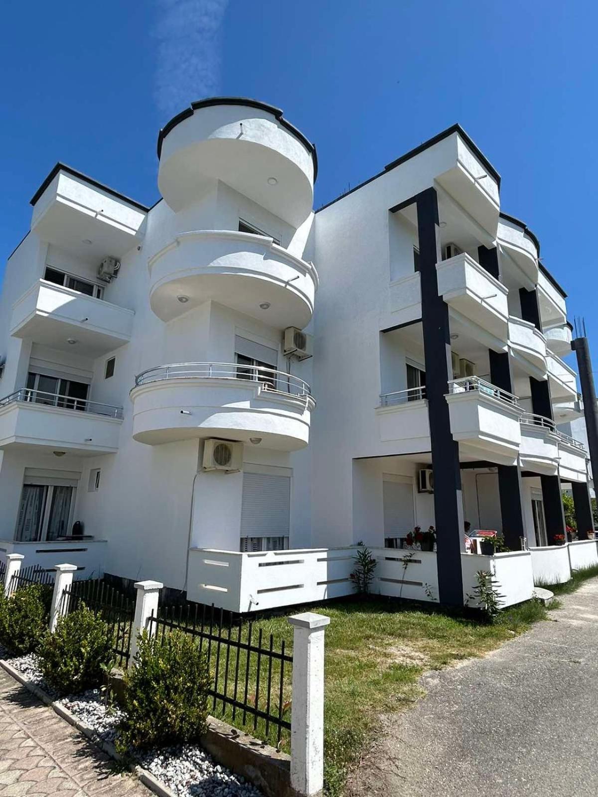 Apartmani Agovic Ulcinj Exterior foto